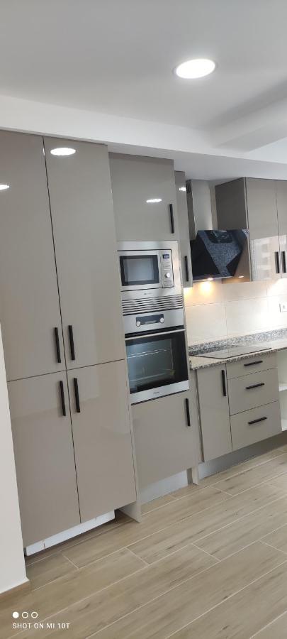 Beachfront Cozy Apartament Arenales Del Sol, Alicante ภายนอก รูปภาพ